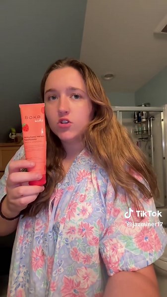 Choosing the Best Fluoride Free Toothpaste for Families