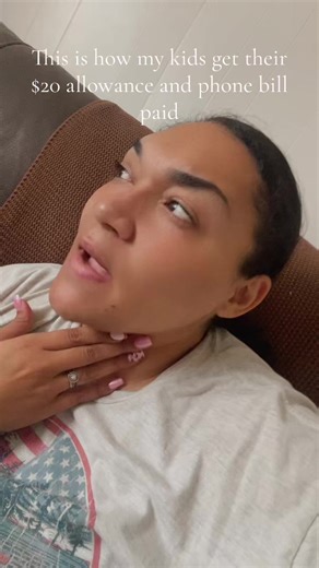 White Apron (@whiteapron8)’s video of 20 Dollar Bill