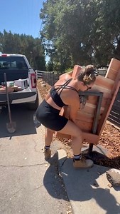 3.6M views · 12K reactions | 蝹 Step-by-Step guide to build your own Modern Redwood . Simple visual instructions! Comment mailbox for the link! #mail #diy #mailbox #modern #outdoor #curbappeal #curbside #moderndesign #wooddesign #redwood #frontyardlandscaping #frontyard #homeimprovement #homerenovation #exteriordesign #diytutorial #howto #girlsthatbuild #youvegotmail | Nailgun Nelly | Facebook