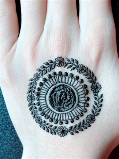 Simple Gol Tikki Mehndi Design for Beginners | Eid