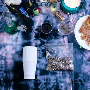 Here's how you can use everyday items to hide your weed in public... For more: http://elitedai.ly/2aoSMz8 | Elite Daily