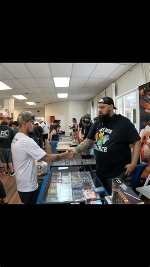 magikarp hooked #pokemonchannel #pokemoncontent #magikarp #pokemoncards #pokemontcg #psa #psacards