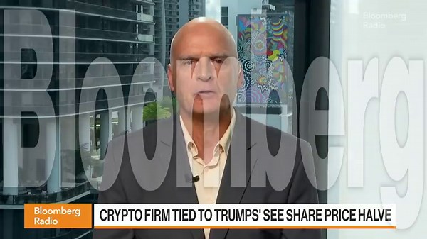 Bitcoin hits two-week high in cautious crypto market recovery