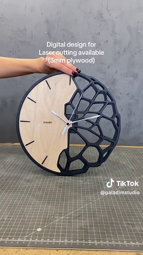 Mesmerizing Modern Wall Clock Design Featuring Plywood