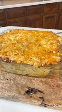 Chicken and broccoli rice casserole!! #easyrecipe #dinnerideas #chickencasserole #broccolicasserole