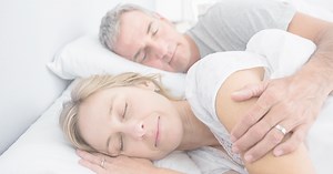 8 ways to stop snoring while sleeping