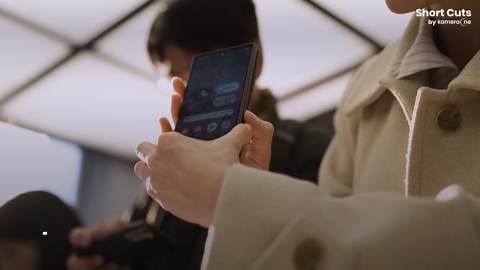 Samsung unveils multi-folding Galaxy Z Trifold