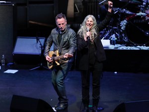 LA NOCHE DE PATTI SMITH CON BRUCE SPRINGSTEEN | PyD