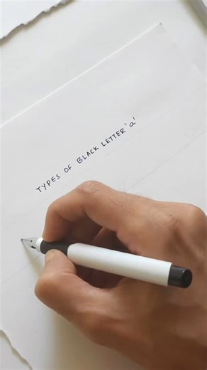 In a typical dip or cartridge pen, ink travels through one or more slits in the nib and feeds across the writing edge. Skipping can occur, particularly in larger pens. The parallel pen has a totally different construction. Ink flows between two layers of metal lying on top of each other, delivering ink to the entire writing edge without fail 👌🏽 The Pilot Parallel Pen is great for many broad-edge scripts, but we particularly love it for Blackletter. Enjoy these Blackletter As from @sachinspirat