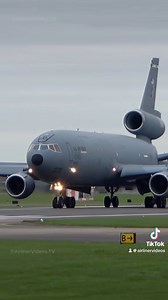359K views · 4.8K reactions | USAF KC10 windy landing at RAF Mildenhall air base #kc10extender #kc10 #dc10 #military #usaf #airbase | Airliner Videos | Facebook