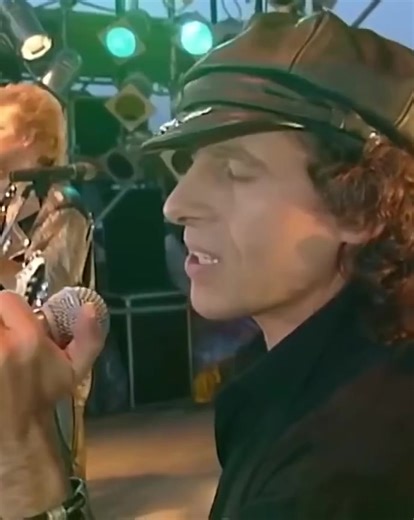 𝑺𝒄𝒐𝒓𝒑𝒊𝒐𝒏𝒔🦂 𝑾𝒊𝒏𝒅 𝑶𝒇 𝑪𝒉𝒂𝒏𝒈𝒆 | C'S Melody music Page