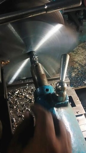 #dy and #leth machine se finishing and hole #dy #machine Power 💪🏾#mechanical