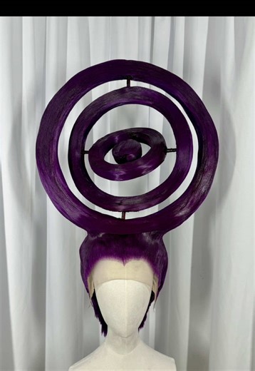 Replying to @Lizzy ✨ That’s probably one of the coolest and craziest wigs I‘ve done so far 😌 #wigstyling #dragqueen #dragrace #artistsontiktok #wigs