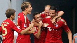 Alles Gute zum Geburtstag, Daniel Van Buyten! 🎉 Wer erinnert sich an dieses Tor? 😉 | FC Bayern Legends