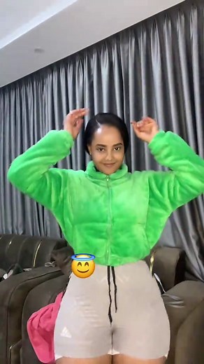 Gambella music 😇#ethiopian_tik_tok #gambella🇪🇹💕💞 #amhara @Tina🦅🦅