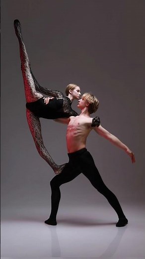 🇺🇦 Model poses for photoshoot📸 Ballet. Models Alina and Ivan