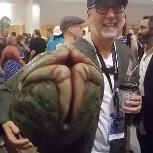 377K views · 6.4K reactions | #Facehuggers do eat | Xenomorph Fanspage | Facebook