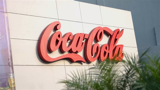 En Coca-Cola, por casi 90 años, hemos acompañado a los peruanos en sus mejores momentos. El trabajo con bodegueros, operadores, distribuidores y transportistas, en todos los rincones del país han sido una pieza clave para seguir refrescando a Perú y creando valor para el país. Así fue la presentación oficial del Estudio de Huella Socioeconómica del Sistema Coca-Cola Perú, el cual más allá de mostrar datos de nuestro impacto, refleja el compromiso de Sistema que trabaja constantemente para crear 