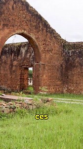 13K views · 137 reactions | #Voyage #Tourisme  L’Angola est un pays d’Afrique australe bordé par l’océan Atlantique, riche en ressources naturelles telles que le pétrole et les diamants. Depuis la fin de sa guerre civile en 2002, l’Angola a connu une croissance économique significative, bien que des défis persistent en matière de développement social et infrastructurel. | Faire Ensemble | Facebook