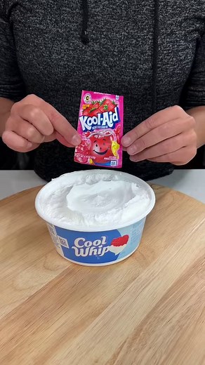 107K views · 556 reactions | The easiest strawberry pie you'll ever make  | Natalini | Facebook