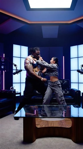 Strong Woman Fight MMA SUBSCRIBE