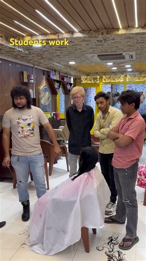 Haircut live model practice #haircut #hairtransformation #salon #youtubeshorts #shorts