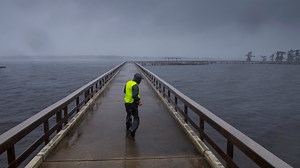 Hurricane Delta landfall brings storm surge, rising waters to Louisiana. See where and how much here