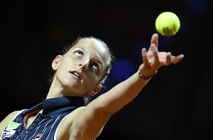 Pliskova outguns Ostapenko for maiden Stuttgart SF