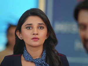 Air Hostess Ne Kiya Neta Jee Ka Welcome.. #Hungamamusic #virals #bollywood #webseries #part6 | Hungama OTT