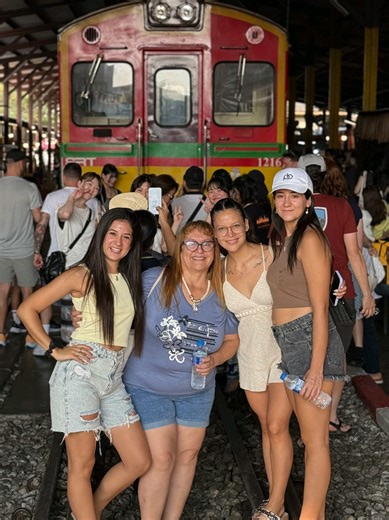 Exploring Bangkok: A Trip to Thailand