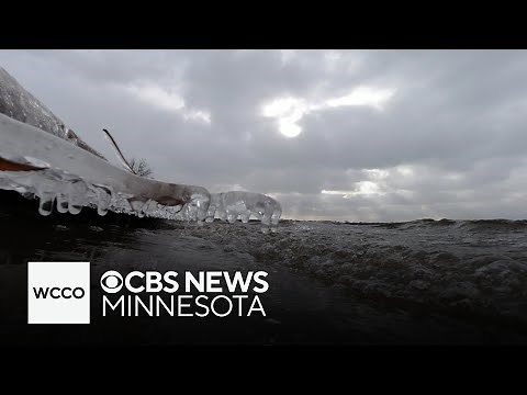 How does ice form on lakes?
