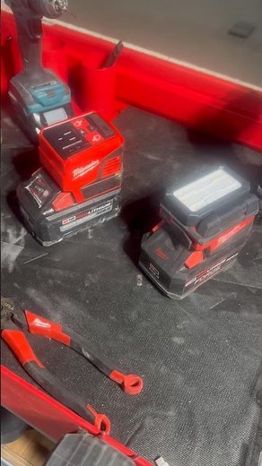 Milwaukee M18 USB Charging and Much More! #gear #gift #tools