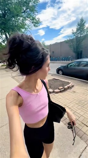 Dip with Spring #chicago #girls #lakeview