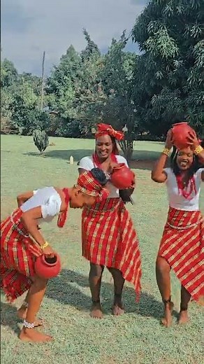 African Traditional dance, Ateso traditional dance song.#traditional #traditionaldance #teso