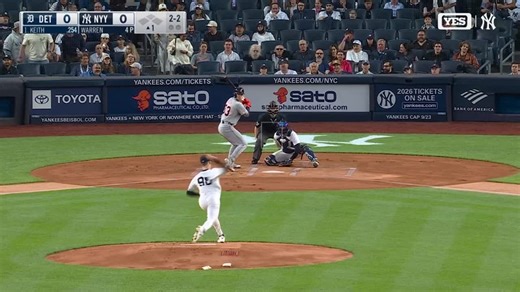 Will Warren poncha a Colt Keith