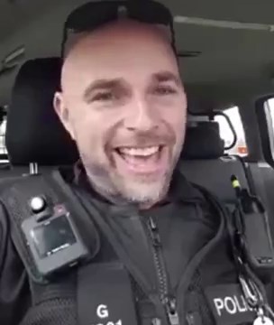 The Singing Policeman ORIGINAL 👮‍♀️