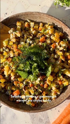 Vegetable salad with roasted vegetables - a recipe for a Christmas vegetable salad