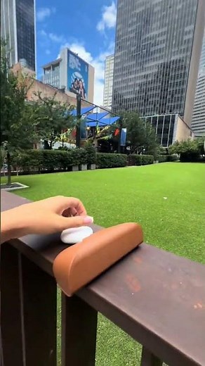 📍 The Giant Eyeball, Dallas 👁️ One of the most unexpected things to see in Downtown Dallas! This
