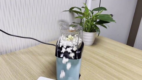 Hot Air Popcorn Popper Maker Pop Corn Machine Updated 1200w Electric Airpopper,16 Cups Capacity, High Popping Rate,No Oil with Cup to Portion Kernels Butter for Home Movie Night Kids Adults