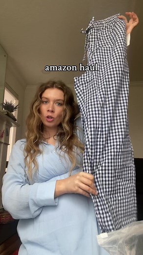 is the robe a first time mom trap?? its so hard to tell what’s actually going to be nice to have! #pregnant #pregnancy #pregnant🤰 #momtok #maternity #amazon #amazonfinds #summerfashion #maternityclothes #dressthebump #amazonprime