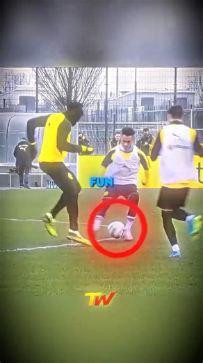 Usain Bolt Almost Became the Next Ronaldo… 😳