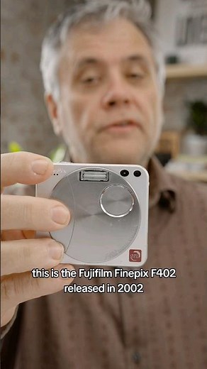 Fujifilm FinePix F402 - Square ultra-compact digi cam with docking station!