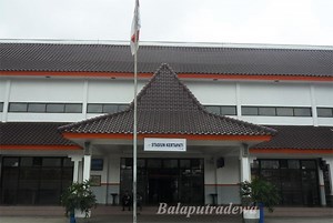 INDONESIA | Nationwide Trains, Railway, Station...