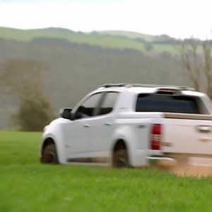 12K views · 12 reactions | Chevrolet S10 lista para los caminos más arriesgados con llantas de 18" y neumáticos Todo Terreno a prueba de todo. | Chevrolet | Facebook
