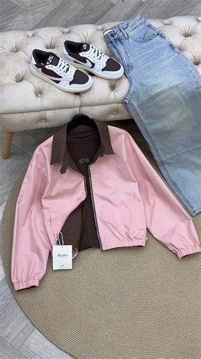 ✨ Collection Aïd 2026 🌙 Mode Coréenne 🇰🇷 Une collection inspirée de la mode coréenne, pensée pour un Aïd plein d’élégance et de modernité. _🌙 Aïd 2026 commence ici, avec une touche coréenne irrésistible. . � توصيل متوفر إلى 69 ولاية 🇩🇿 نوصّلو طلباتكم لكل ولايات الوطن بسرعة وأمان، حتى لباب داركم. اختاري ستايلك بكل راحة وخلي علينا الباقي . . : #Aïd2026 #CollectionAïd #ModeCoréenne #عيدالفطر #koreanfashion | MISS ROSE "by la griffe"