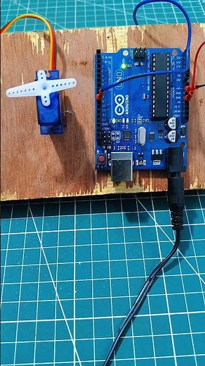 Servo Motor Control with Arduino UNO | Electronics Project #servomotor #diy #shorts
