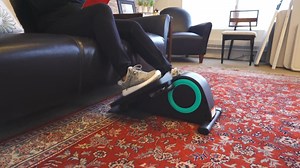 This mini elliptical is a spin class under your desk