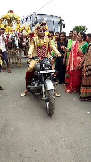 #marriage #couple #couplgoals #maldhari #bulletsquad @tiktok_india 🔥