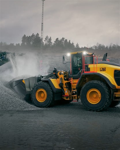 Discover how the new gen L260 wheel loader can boost the productivity of your operation. 👉🏼 https://bit.ly/46jxuAD | Volvo Construction Equipment - Europe, Middle East and Africa