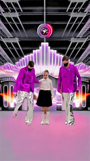 LITTLE GIRL COULD NOT REPEAT ? 😱 TUZELITY TEACHING SHUFFLE 😎 TRENDING MUSIC 🎶